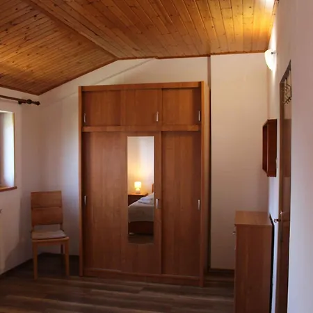 In Rovinj/istrien 11560 דירה *